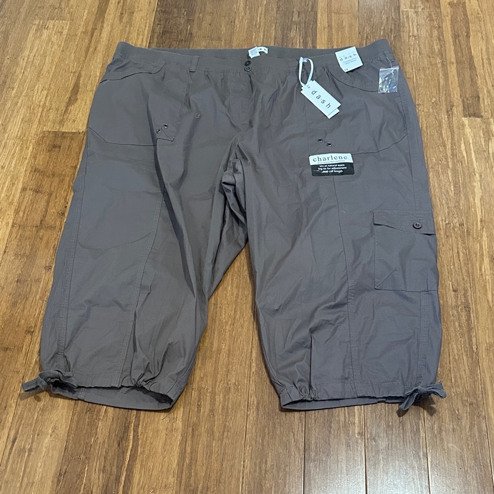 Women's Brown da-sh Capris NWT